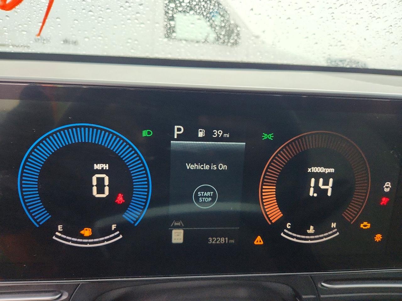 2024 HYUNDAI KONA SEL photo 9