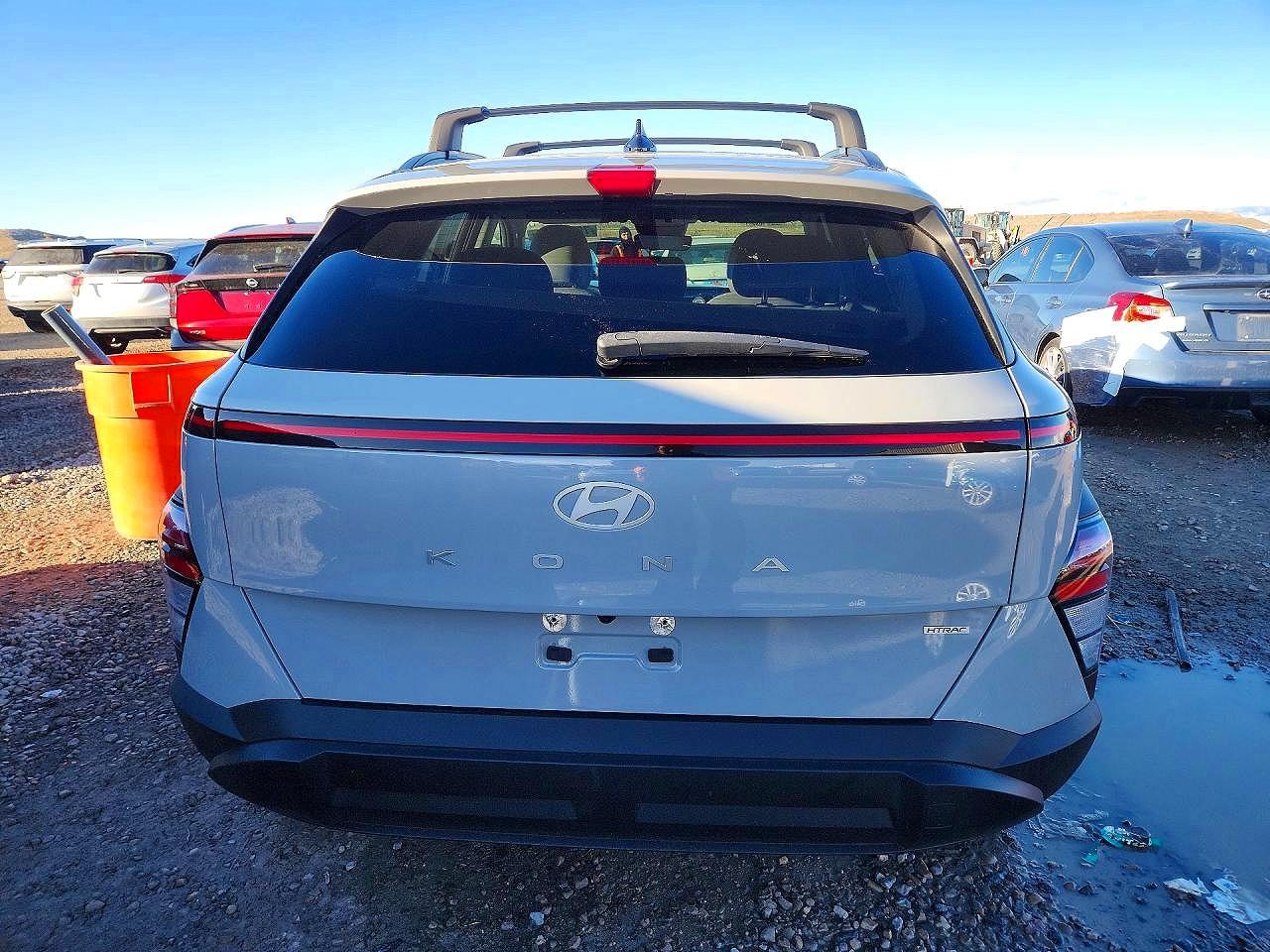 2024 HYUNDAI KONA SEL photo 6