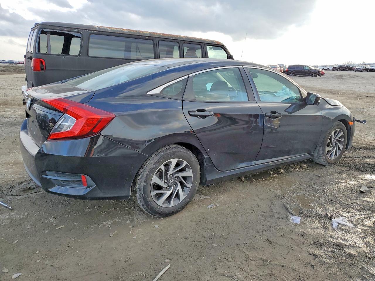 2016 HONDA CIVIC EX photo 3