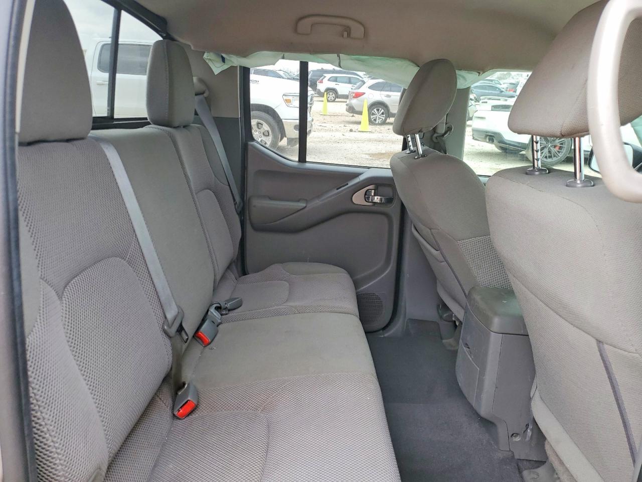 2019 NISSAN FRONTIER S photo 19
