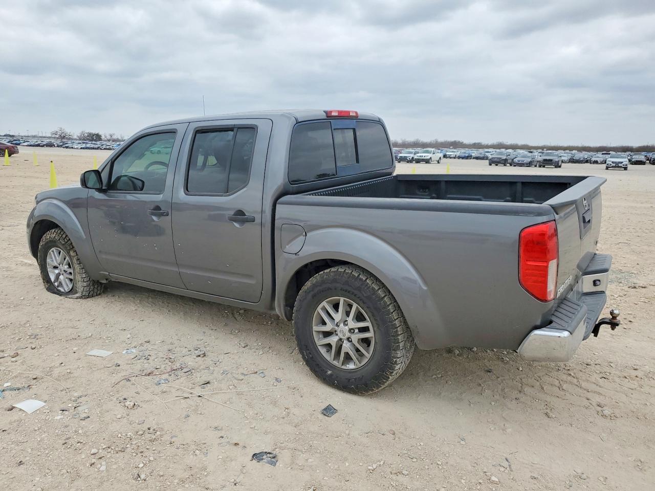 2019 NISSAN FRONTIER S photo 3