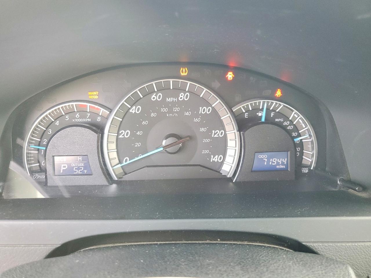 2013 TOYOTA CAMRY SE photo 25