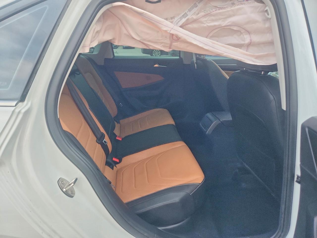 2024 VOLKSWAGEN JETTA SEL photo 10
