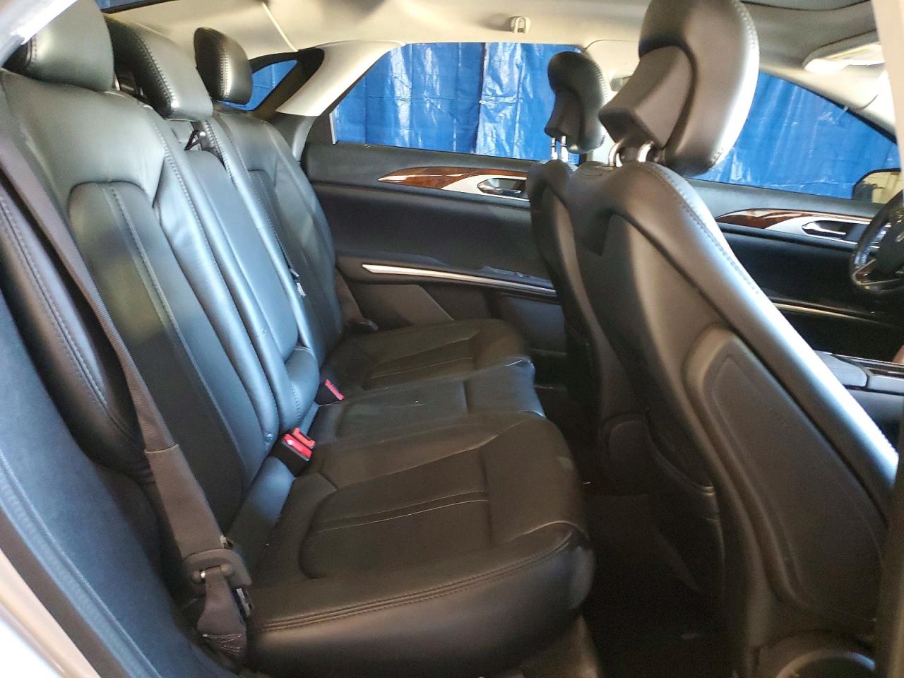 2016 LINCOLN MKZ photo 10