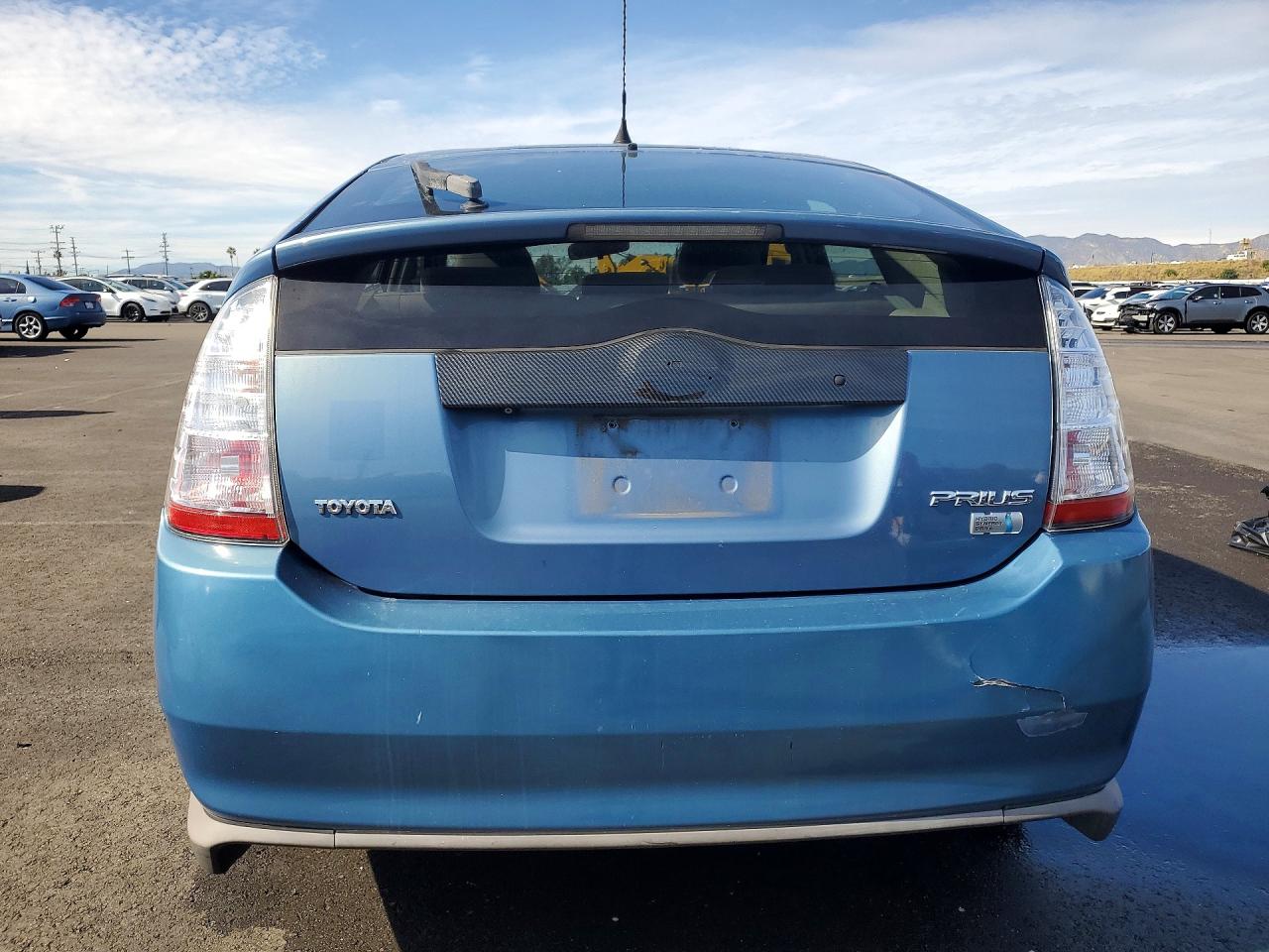 2007 TOYOTA PRIUS BASE photo 11