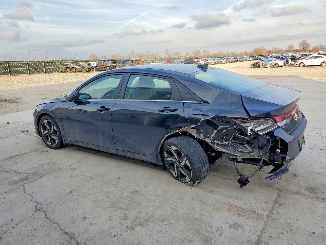 2023 HYUNDAI ELANTRA LIMITED photo 2