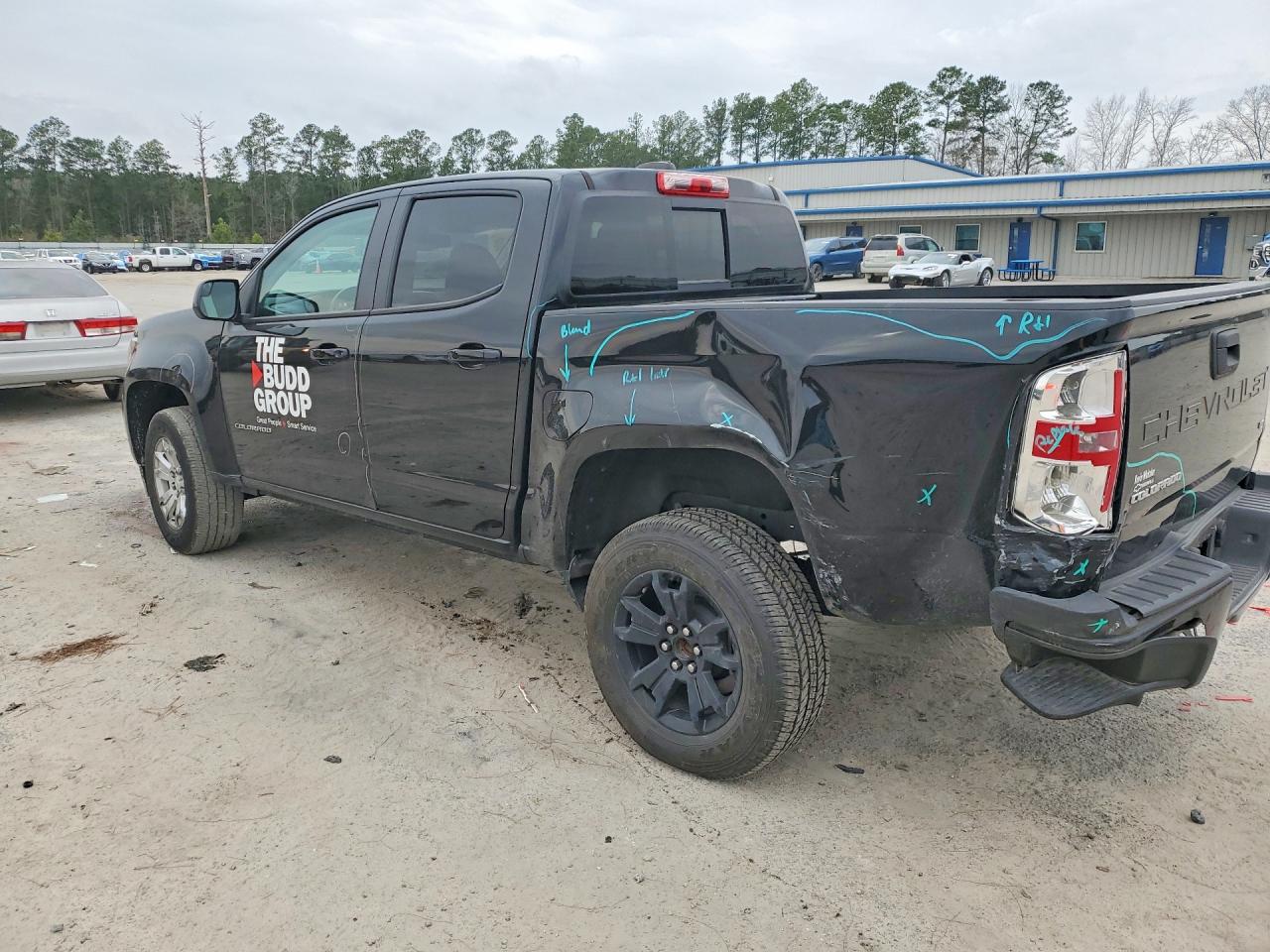 2022 CHEVROLET COLORADO LT photo 3