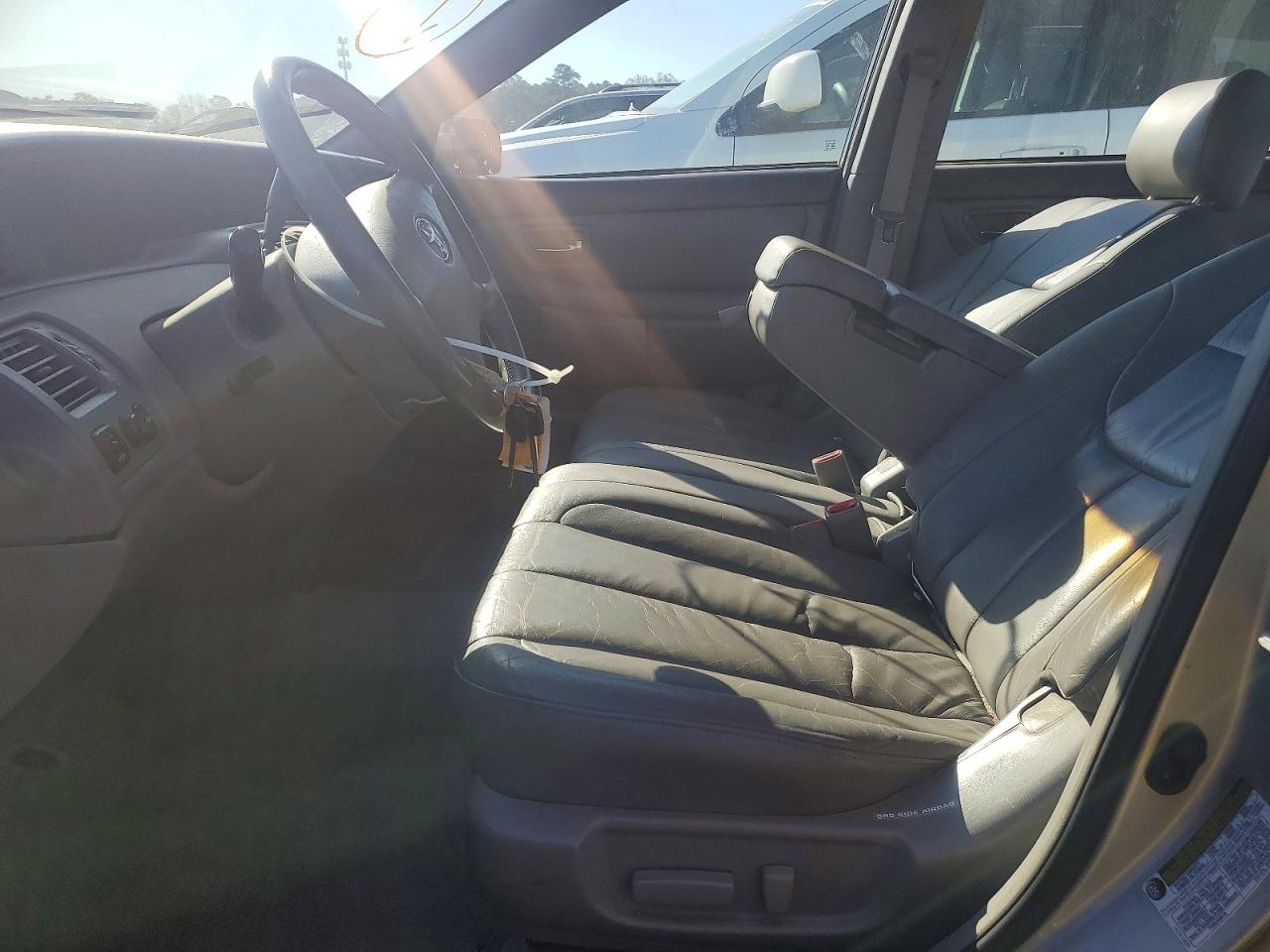 2004 TOYOTA AVALON XL photo 13