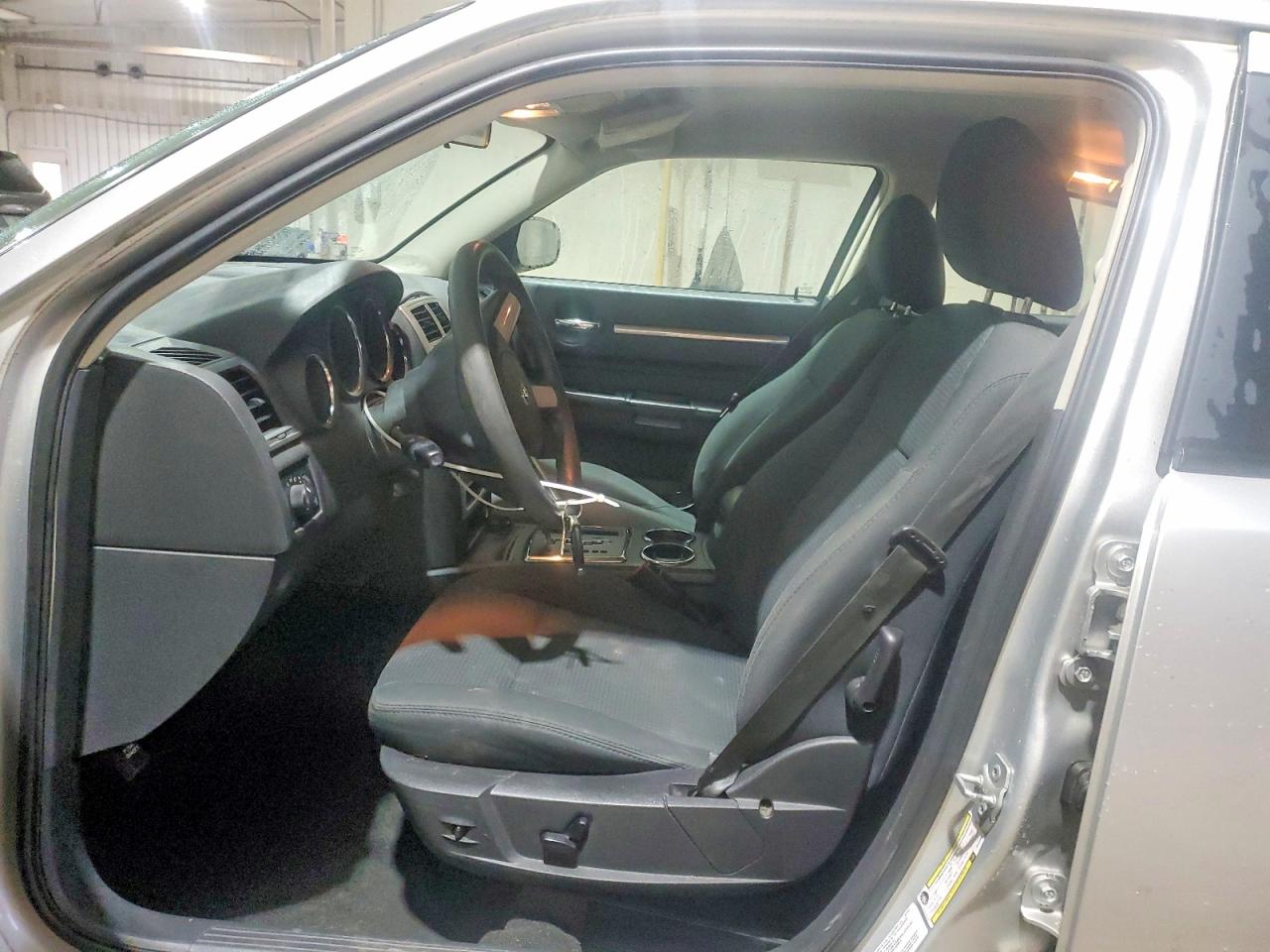 2009 DODGE CHARGER SXT photo 7