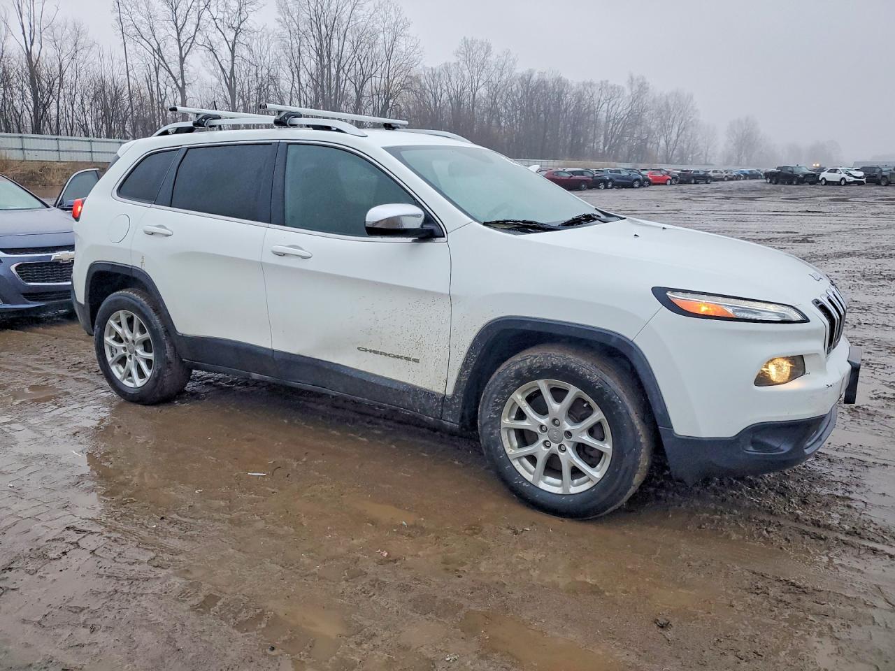 2016 JEEP CHEROKEE LATITUDE photo 7