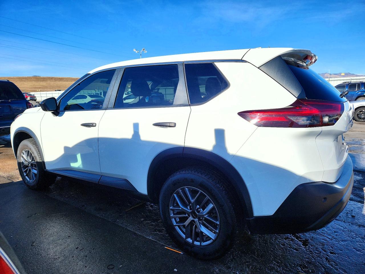 2021 NISSAN ROGUE S photo 3