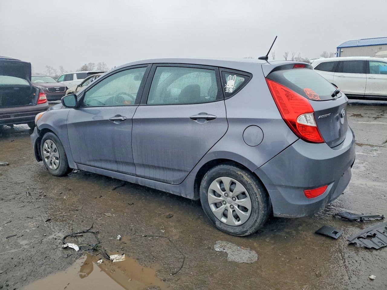 2017 HYUNDAI ACCENT SE photo 4