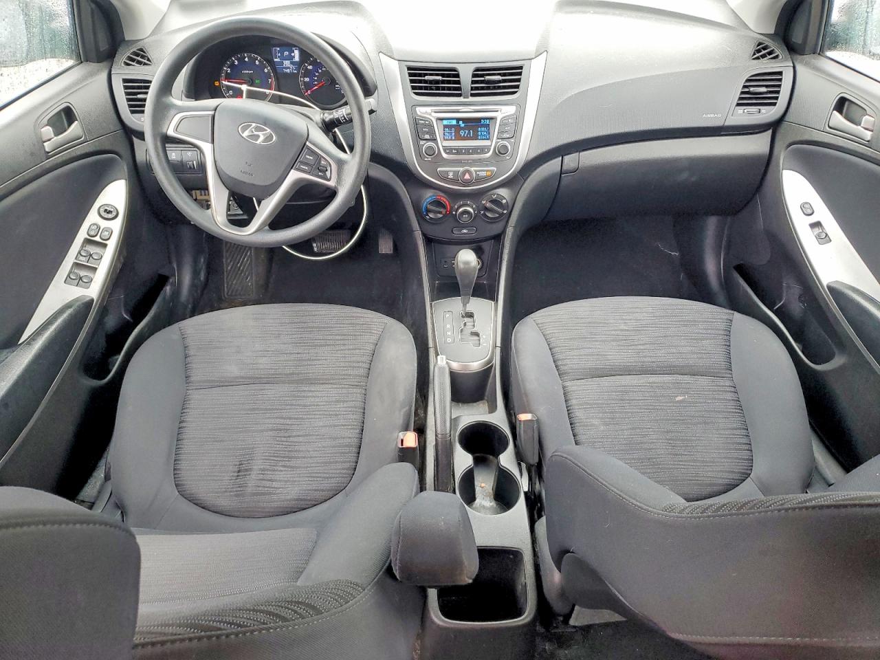 2017 HYUNDAI ACCENT SE photo 22