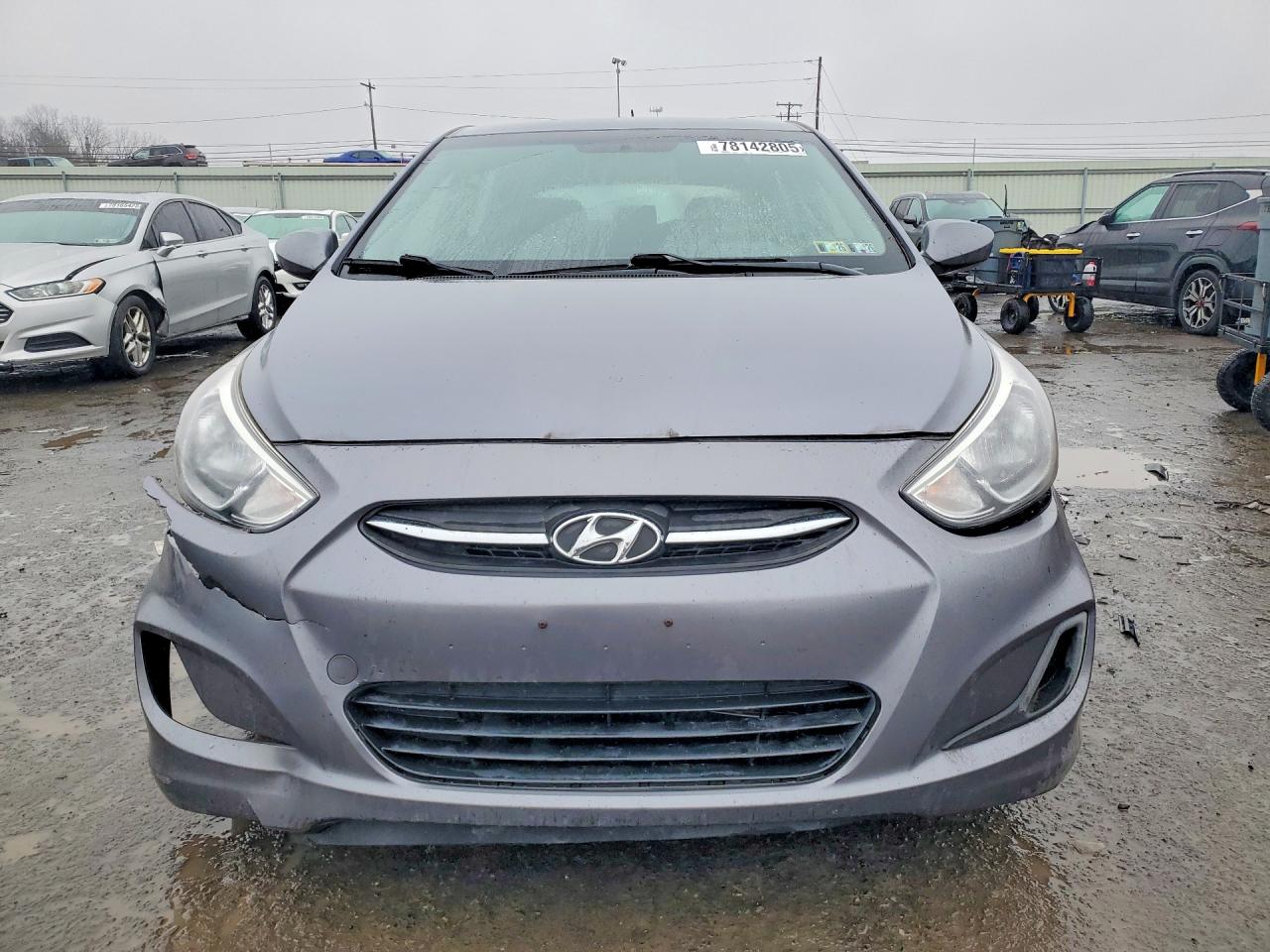 2017 HYUNDAI ACCENT SE photo 13
