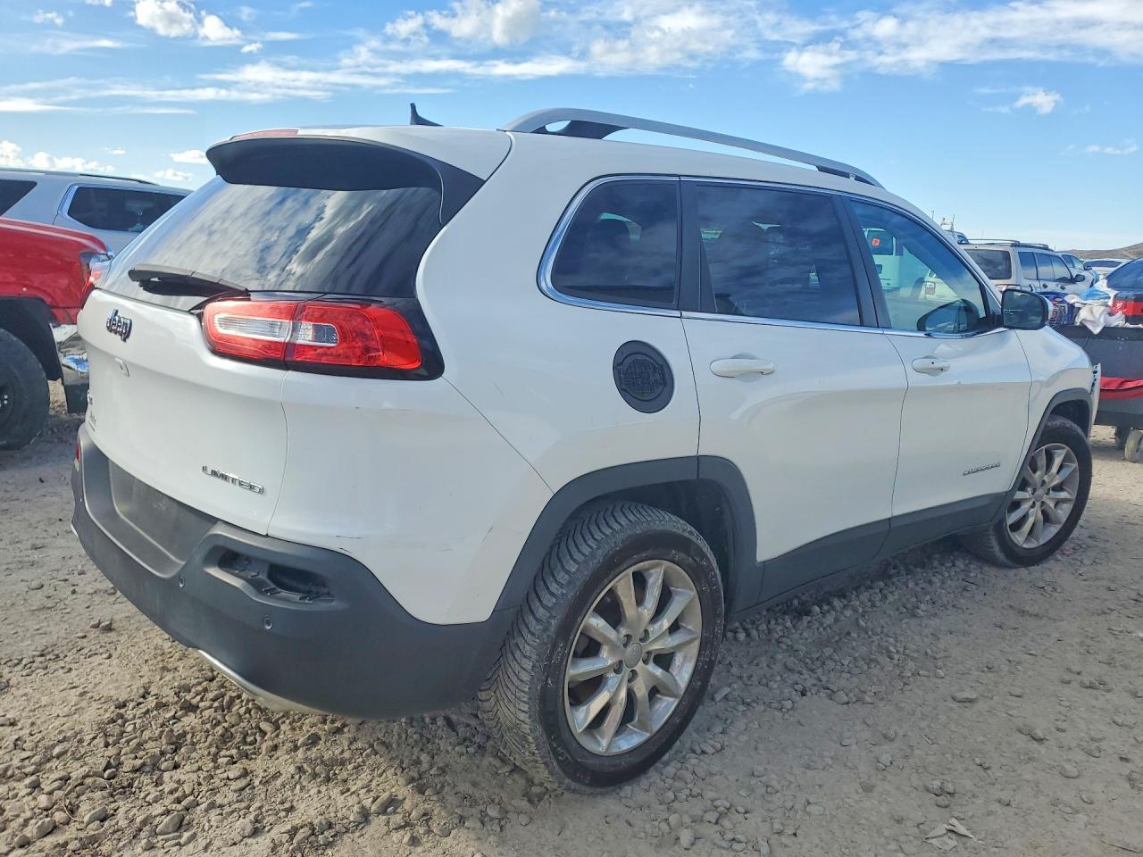 2017 JEEP CHEROKEE LIMITED photo 5