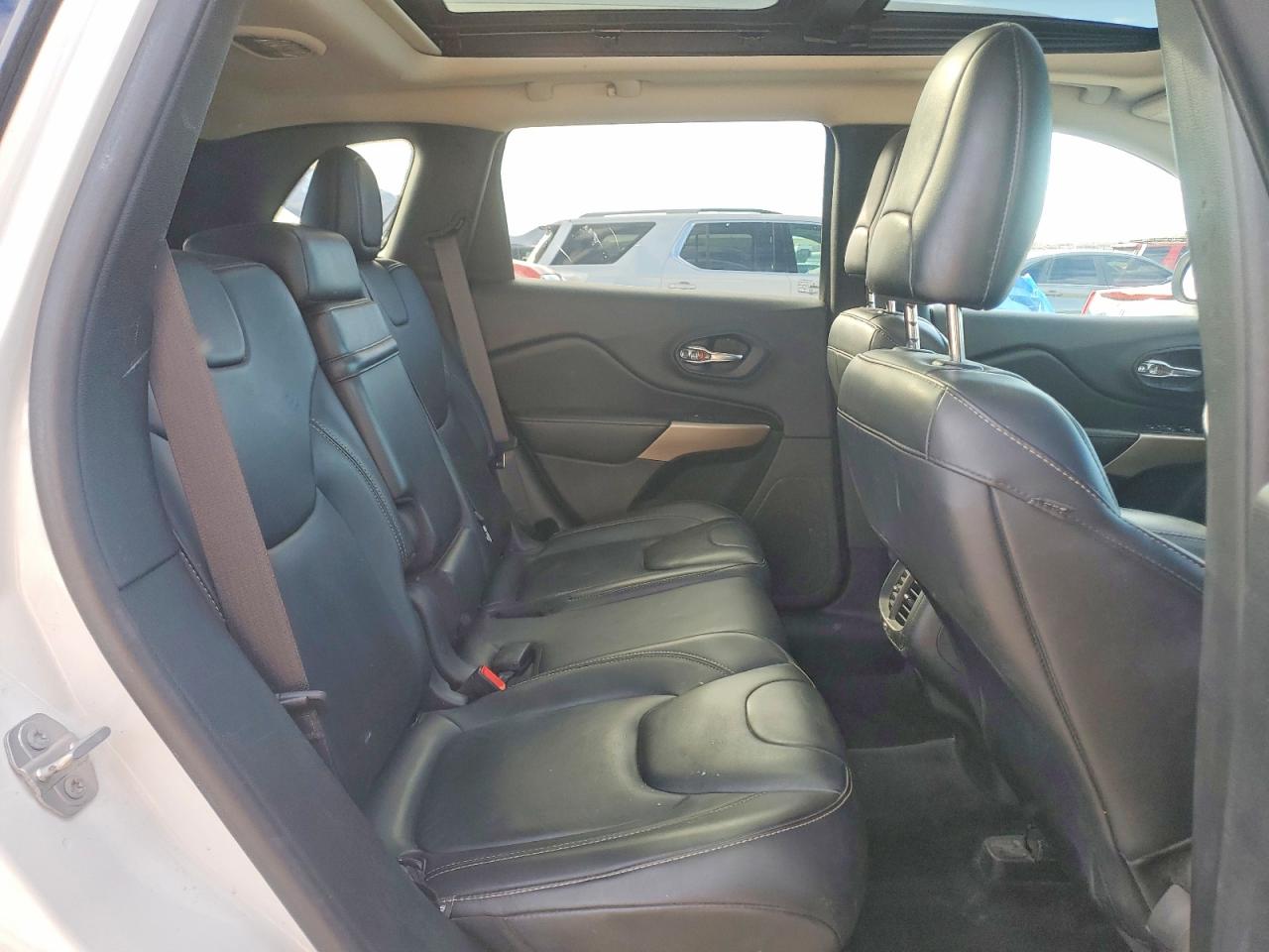2017 JEEP CHEROKEE LIMITED photo 19
