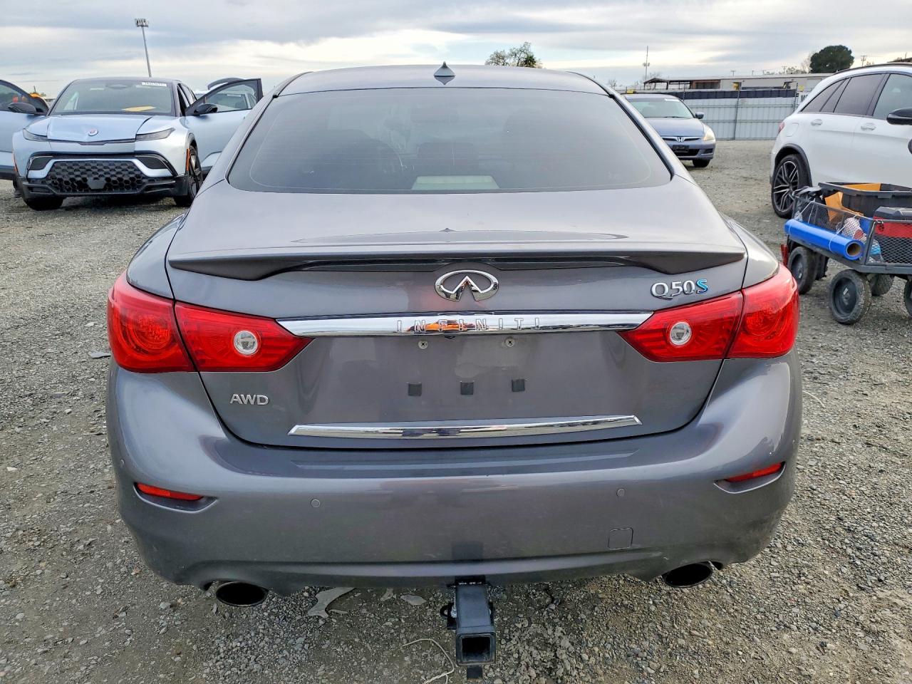 2015 INFINITI Q50 HYBRID PREMIUM photo 11