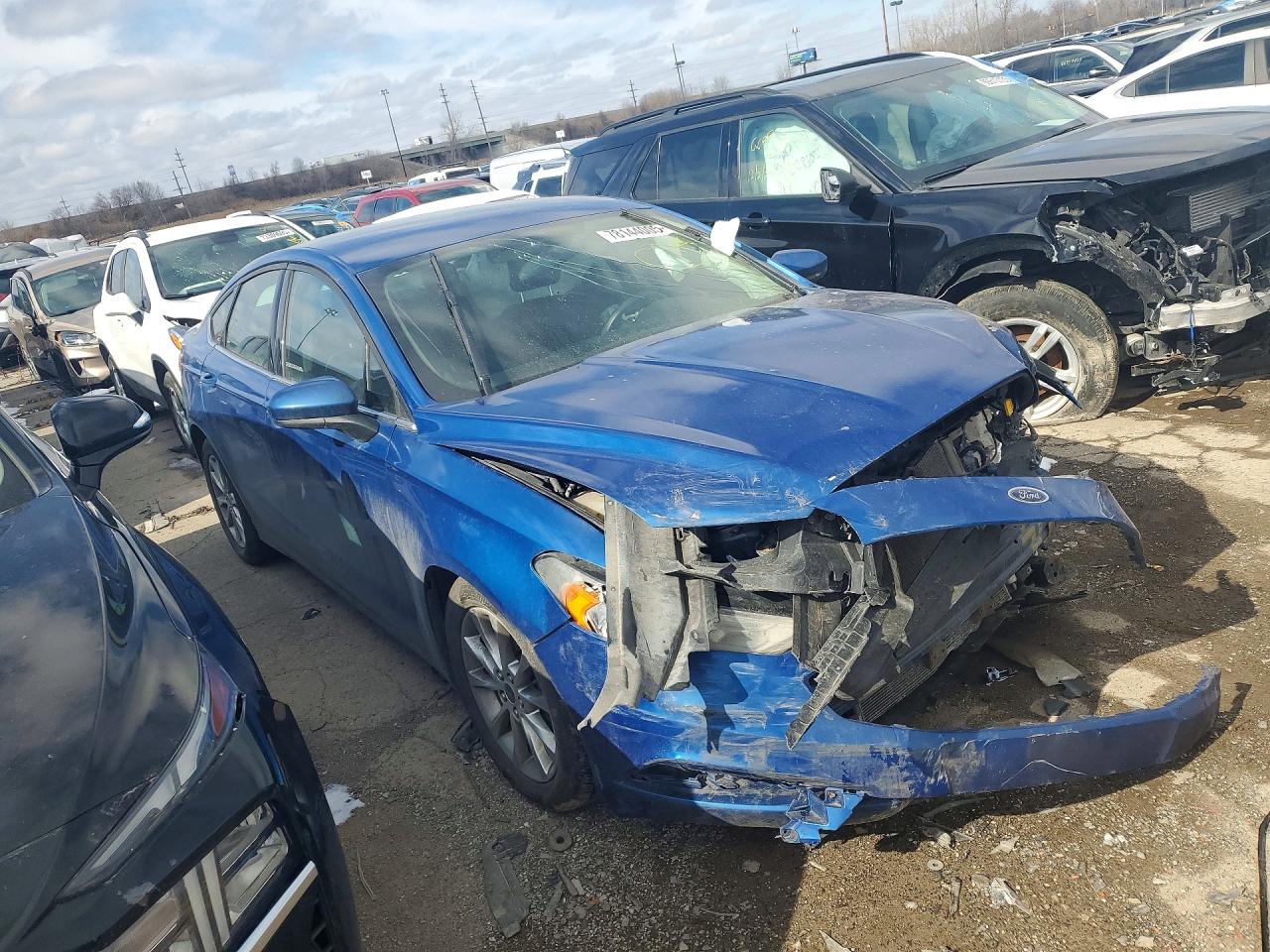 2017 FORD FUSION SE photo 10