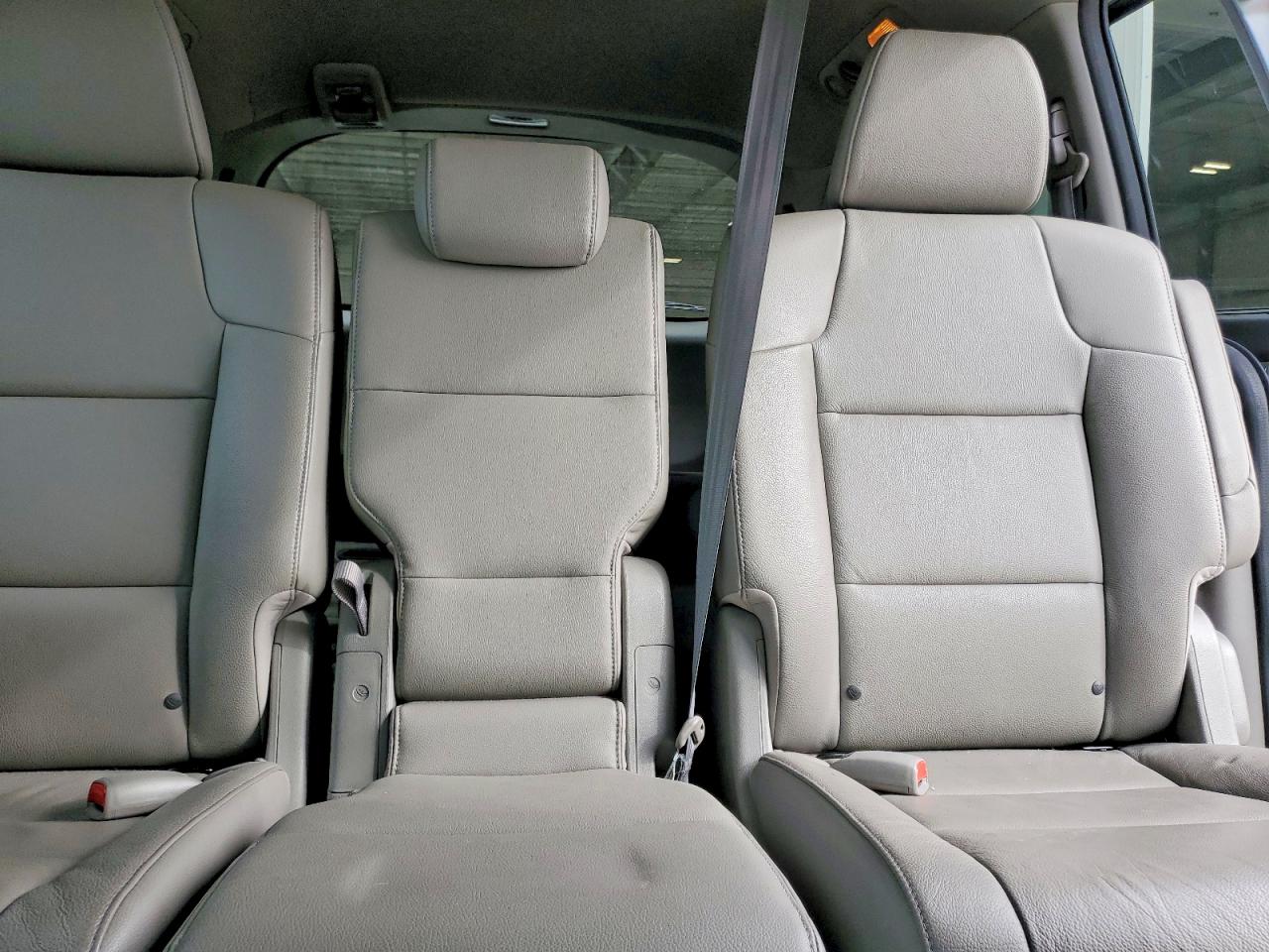 2016 HONDA ODYSSEY EXL photo 19