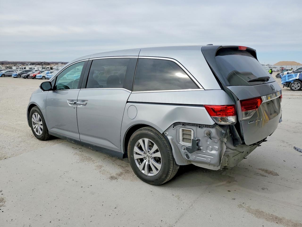 2016 HONDA ODYSSEY EXL photo 3