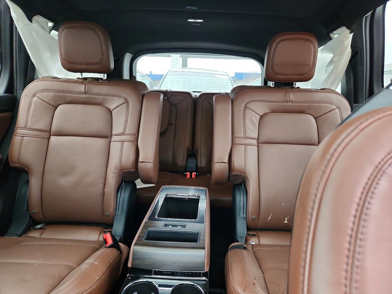 2025 LINCOLN AVIATOR RESERVE photo 37