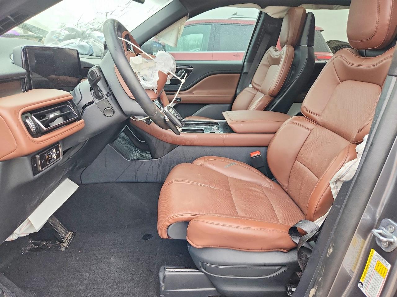 2025 LINCOLN AVIATOR RESERVE photo 25