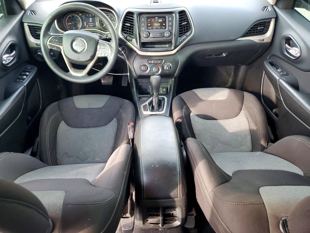 2015 JEEP CHEROKEE SPORT photo 8