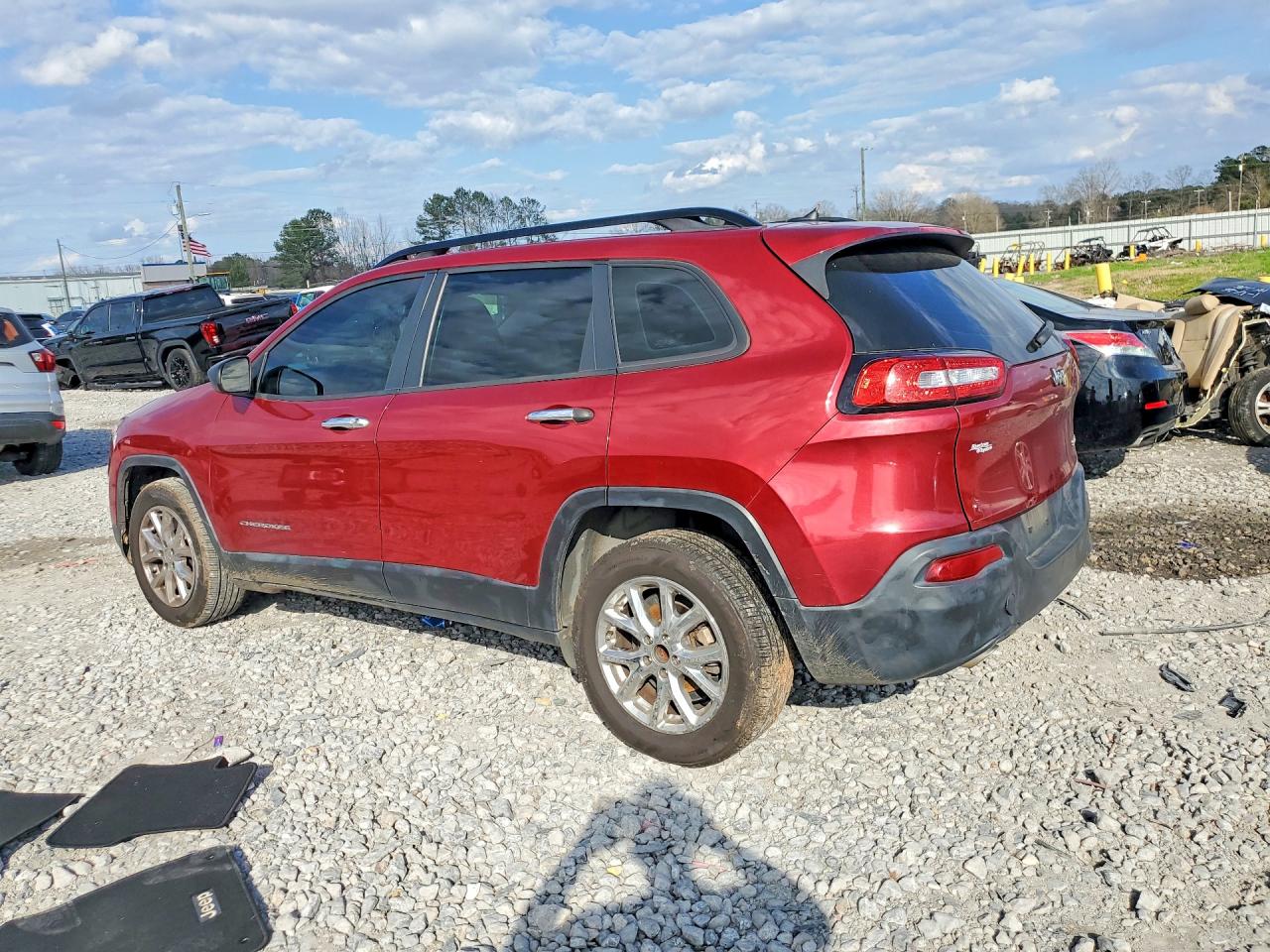 2015 JEEP CHEROKEE SPORT photo 2