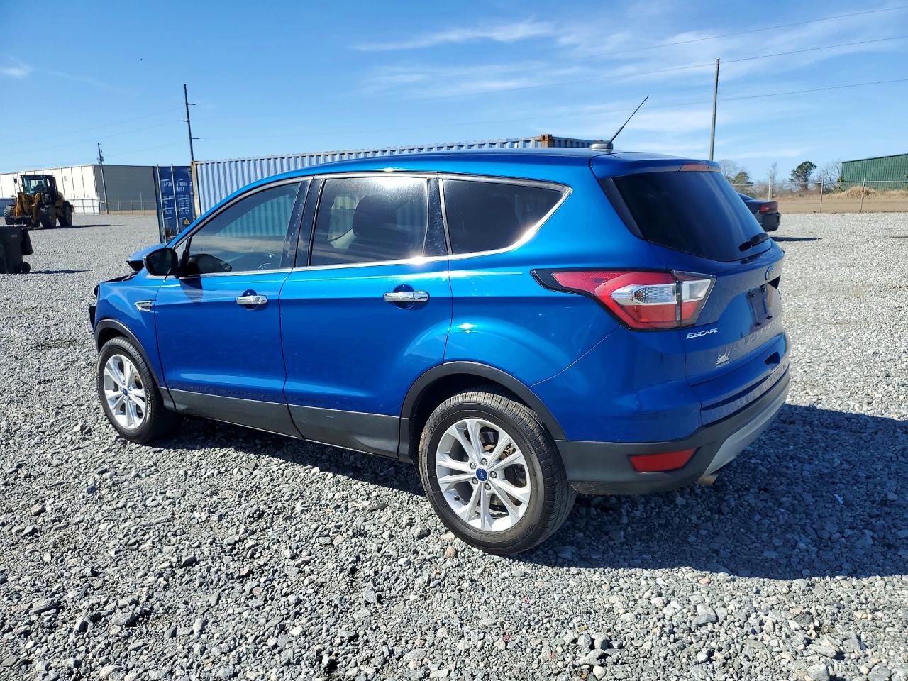 2017 FORD ESCAPE SE photo 3