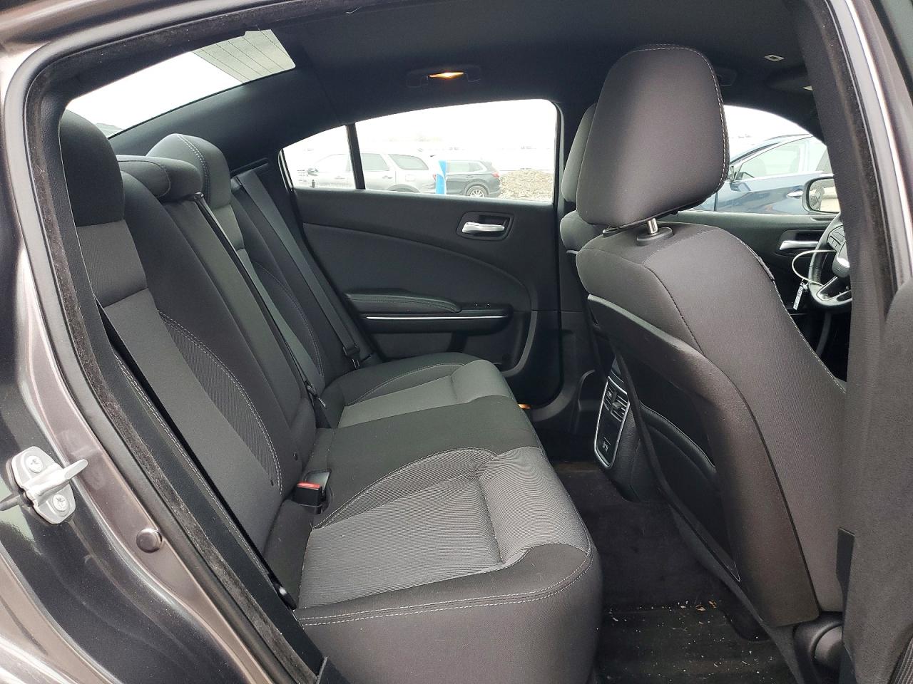 2018 DODGE CHARGER SXT photo 19
