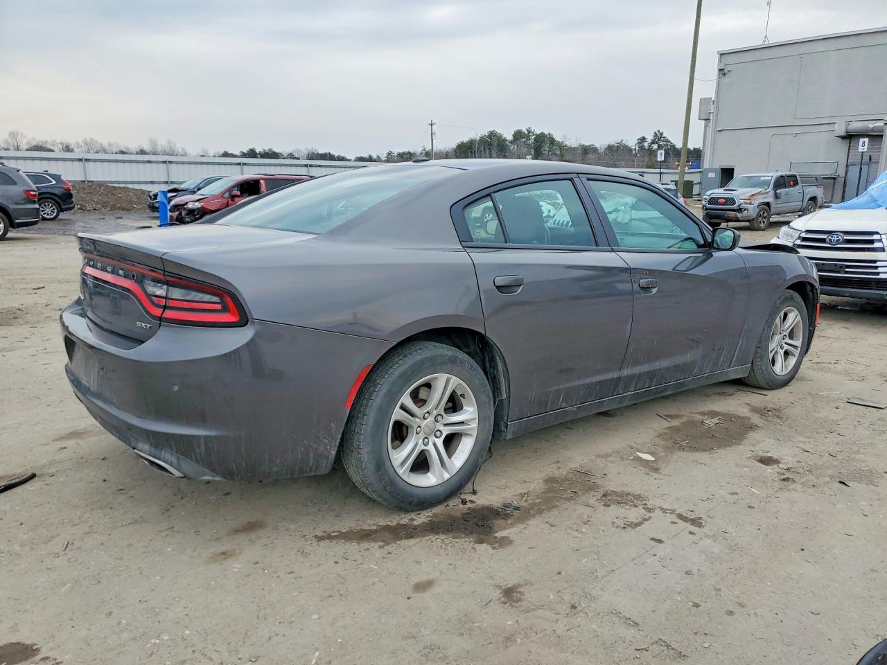 2018 DODGE CHARGER SXT photo 5
