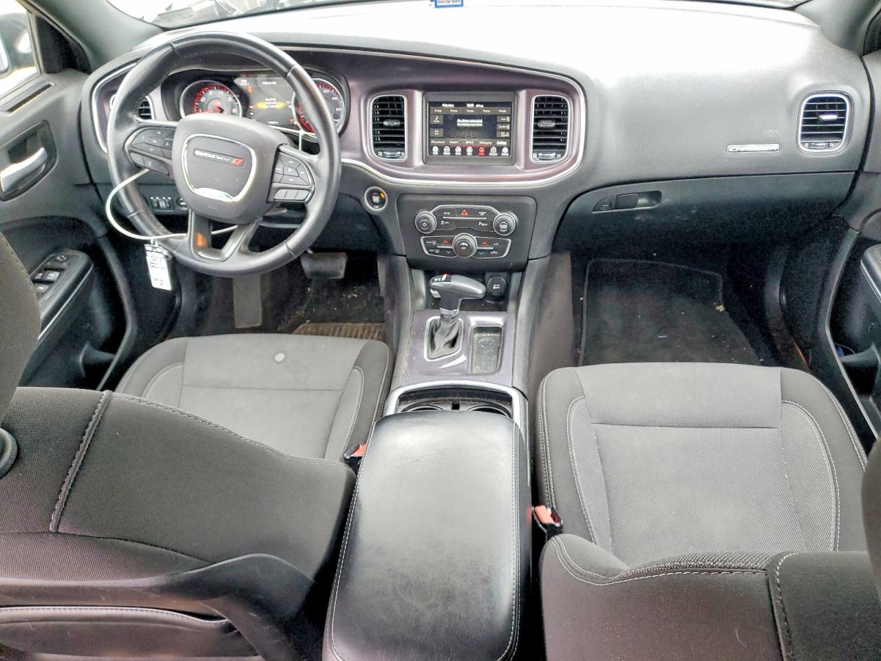 2018 DODGE CHARGER SXT photo 15