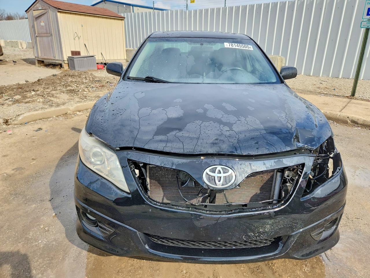 2010 TOYOTA CAMRY SE photo 9