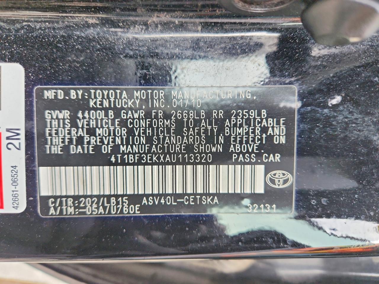 2010 TOYOTA CAMRY SE photo 25