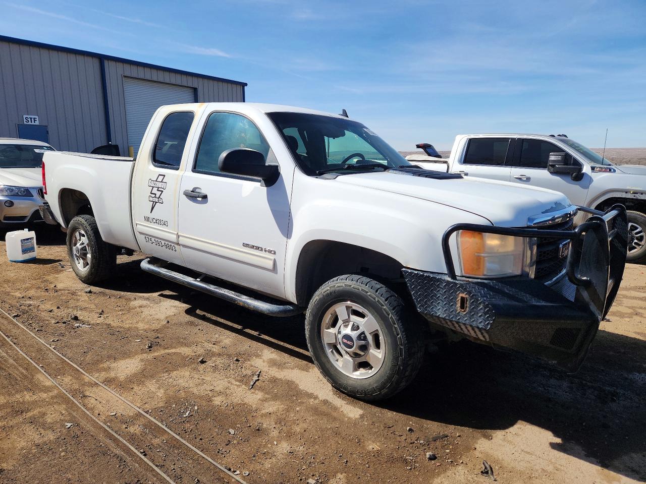2011 GMC SIERRA C2500 SLE photo 10