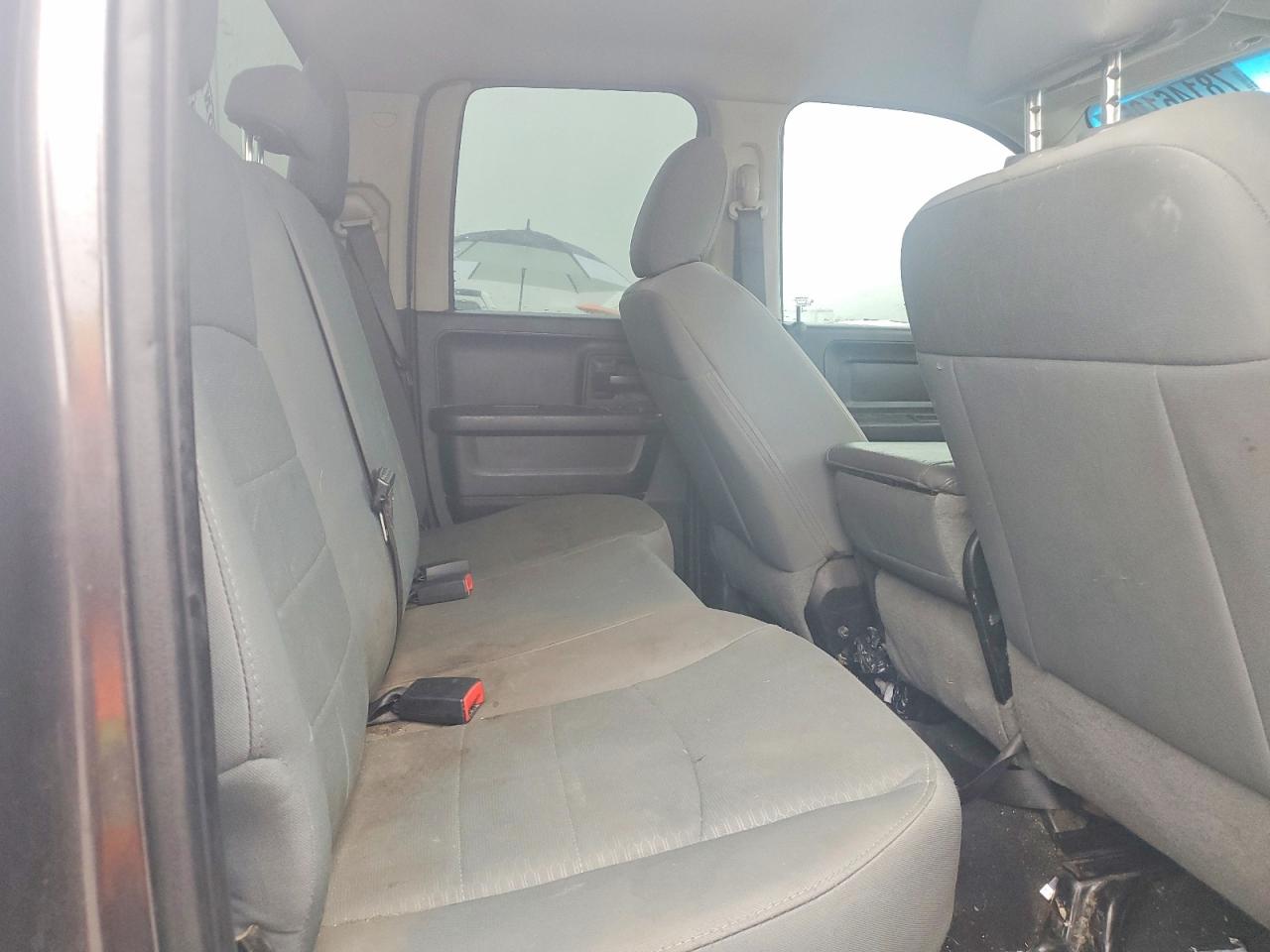 2019 RAM 1500 CLASSIC TRADESMAN photo 28