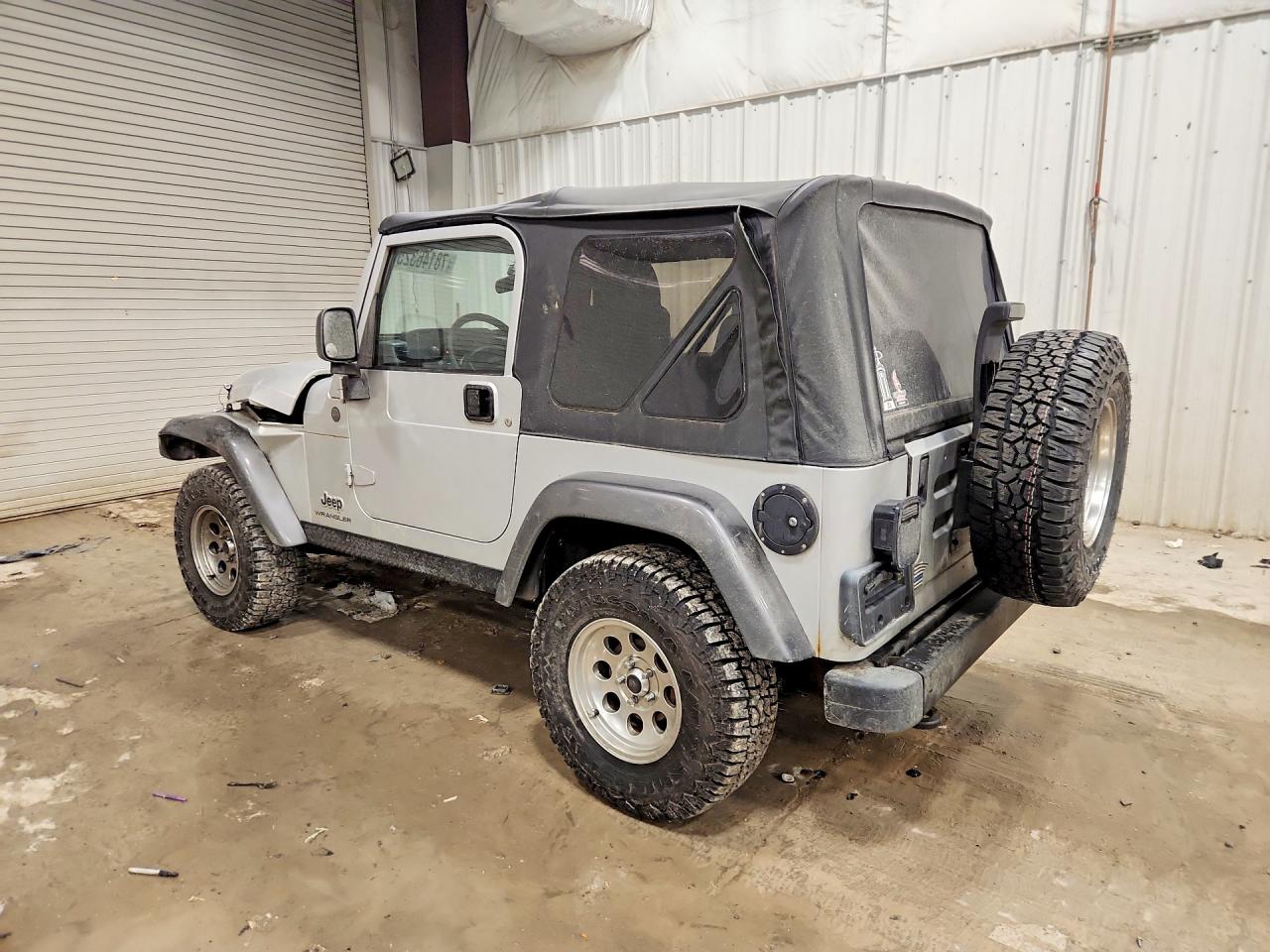 2004 JEEP WRANGLER X photo 3