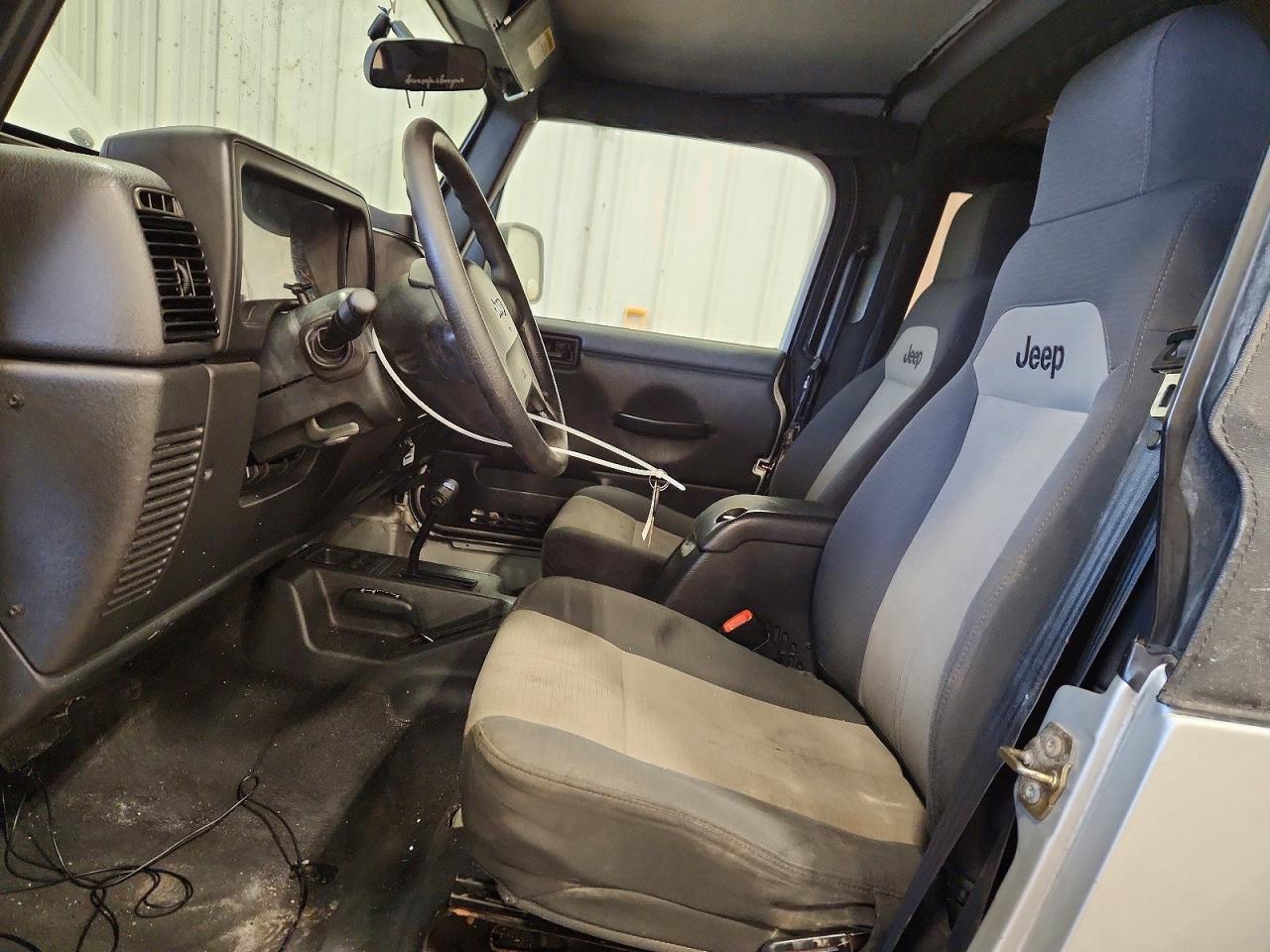 2004 JEEP WRANGLER X photo 13