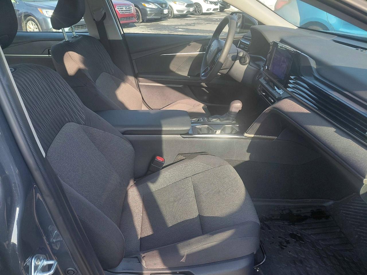 2025 TOYOTA CAMRY XSE photo 5