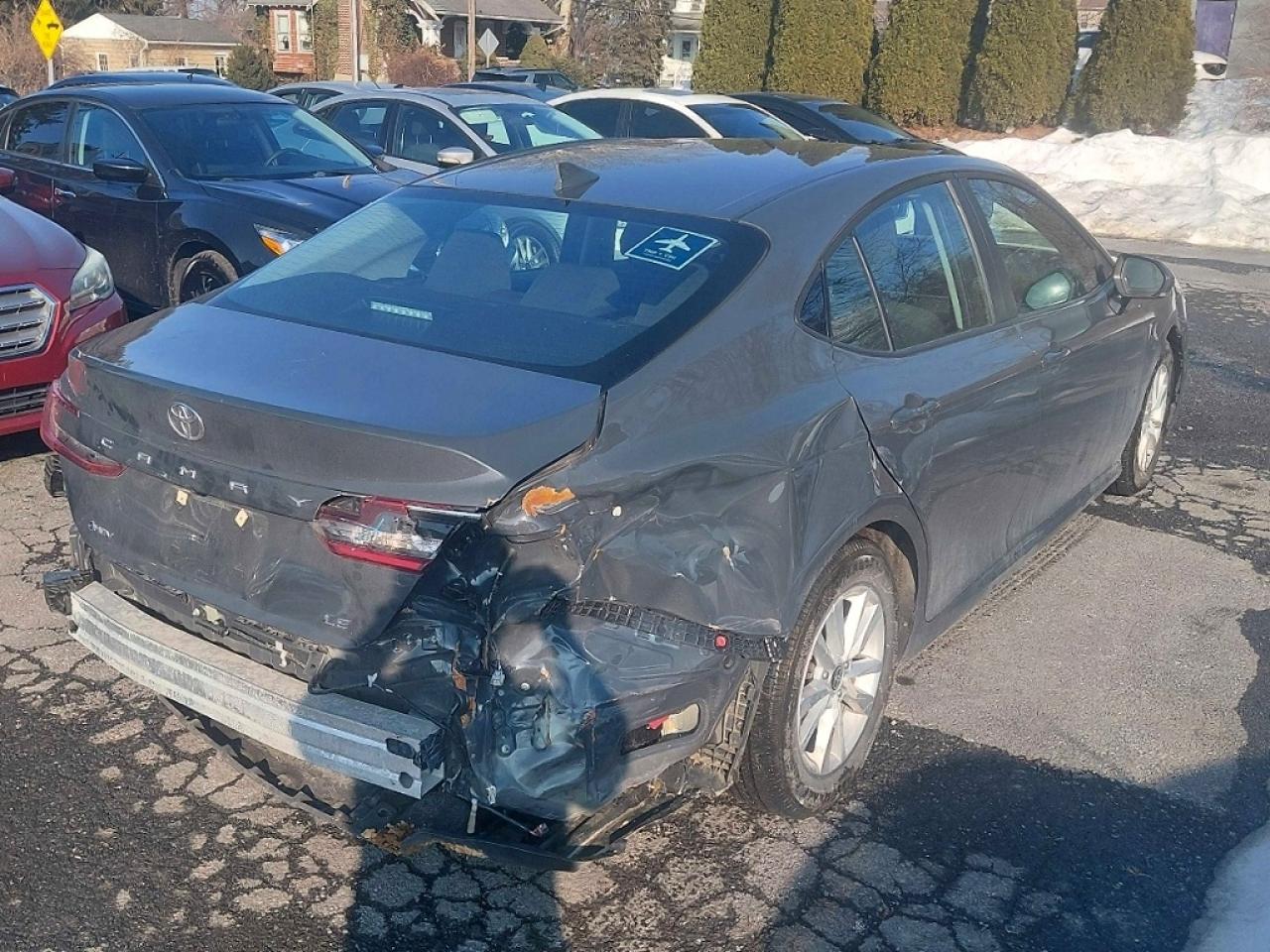 2025 TOYOTA CAMRY XSE photo 4