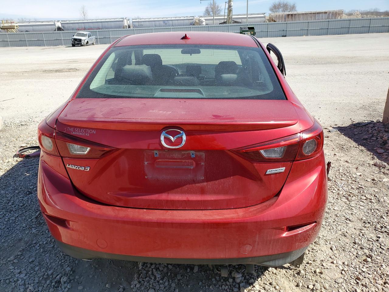 2018 MAZD 3 GRAND TOURING photo 11