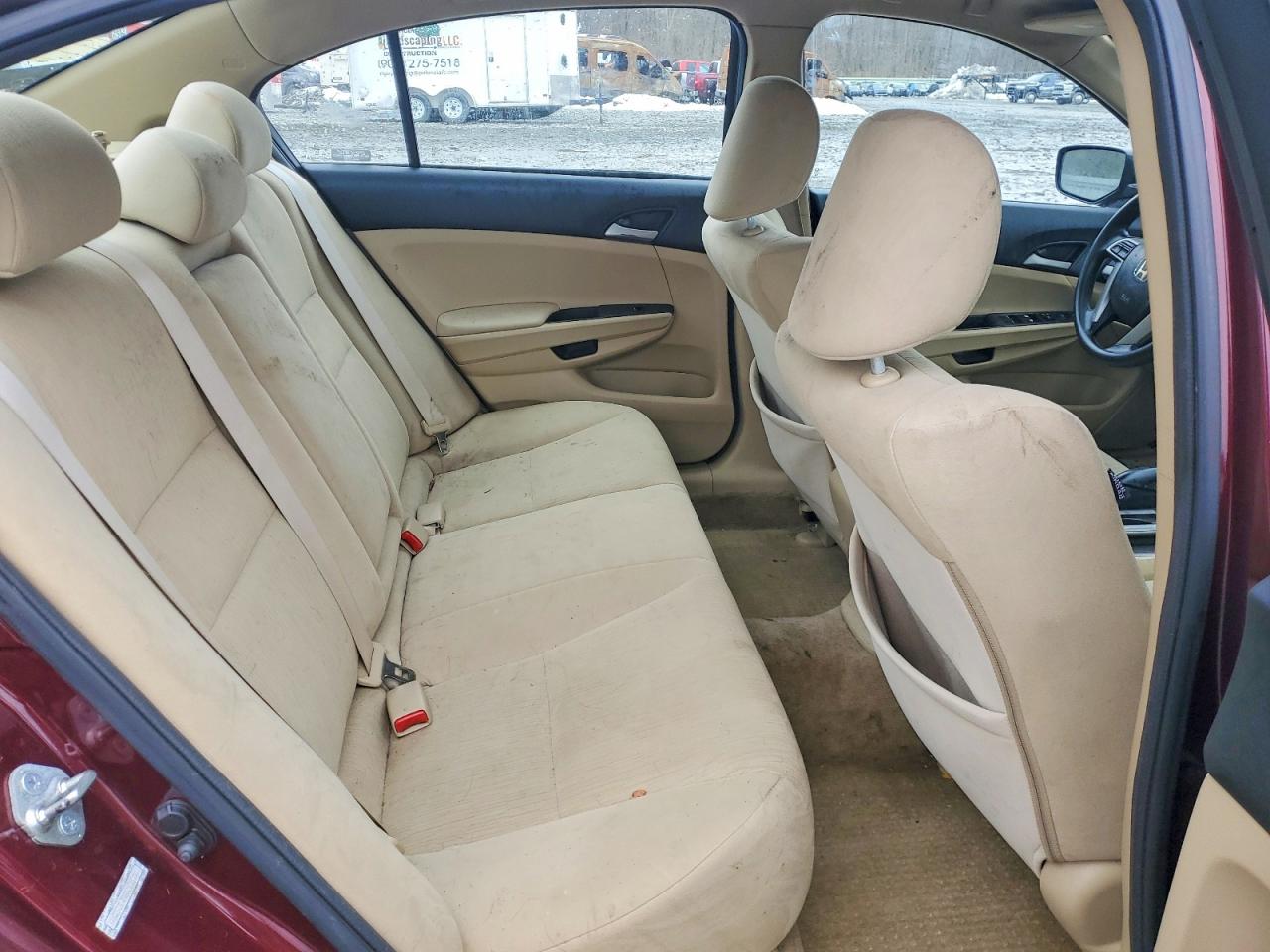 2011 HOND ACCORD LXP photo 10