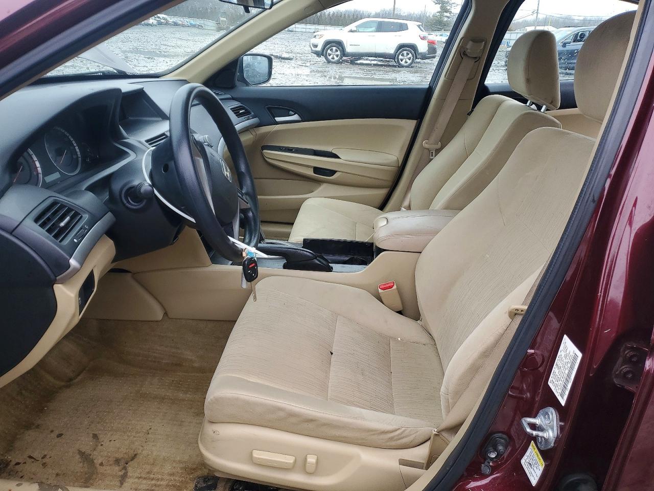 2011 HOND ACCORD LXP photo 7