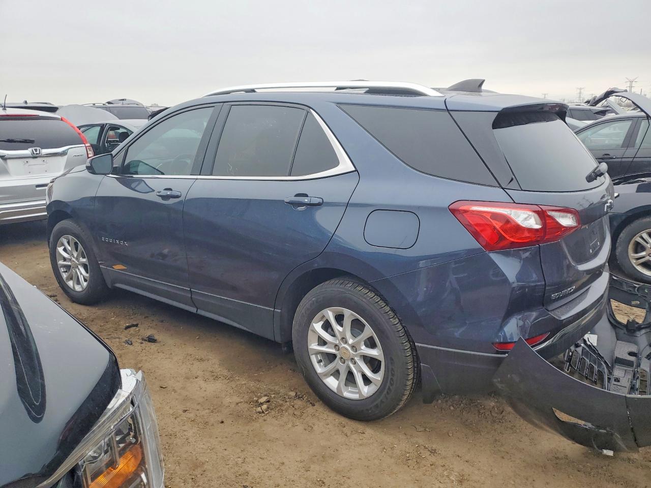 2018 CHEVROLET EQUINOX LT photo 4