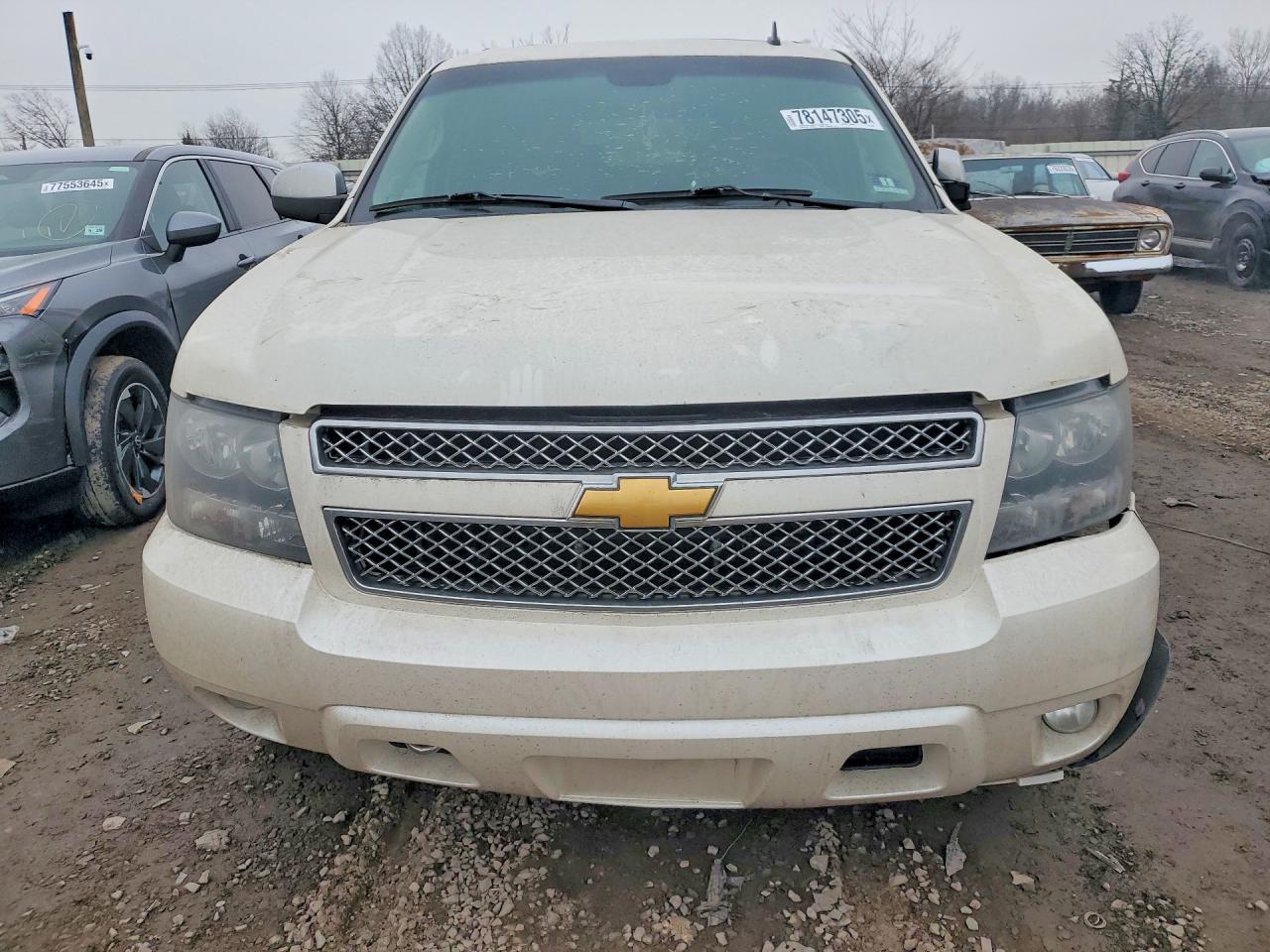 2013 CHEVROLET SUBURBAN K1500 LTZ photo 5