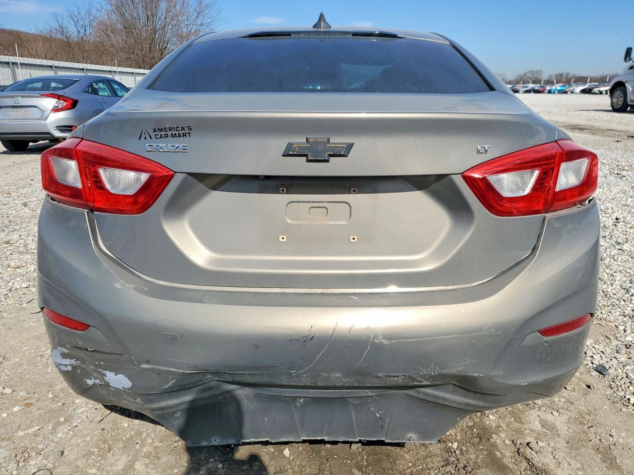 2017 CHEVROLET CRUZE LT photo 11