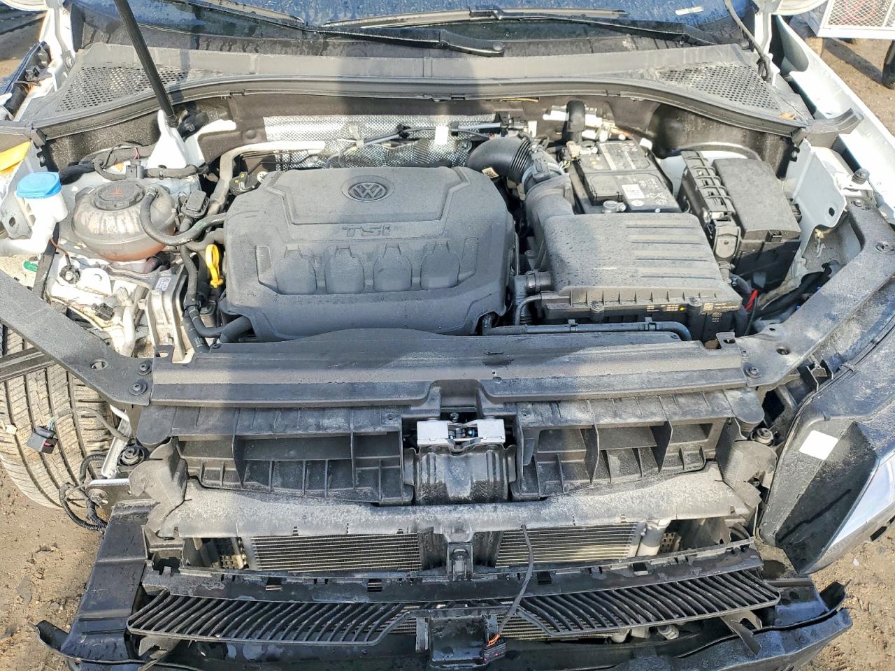 2021 VOLKSWAGEN TIGUAN SE photo 12