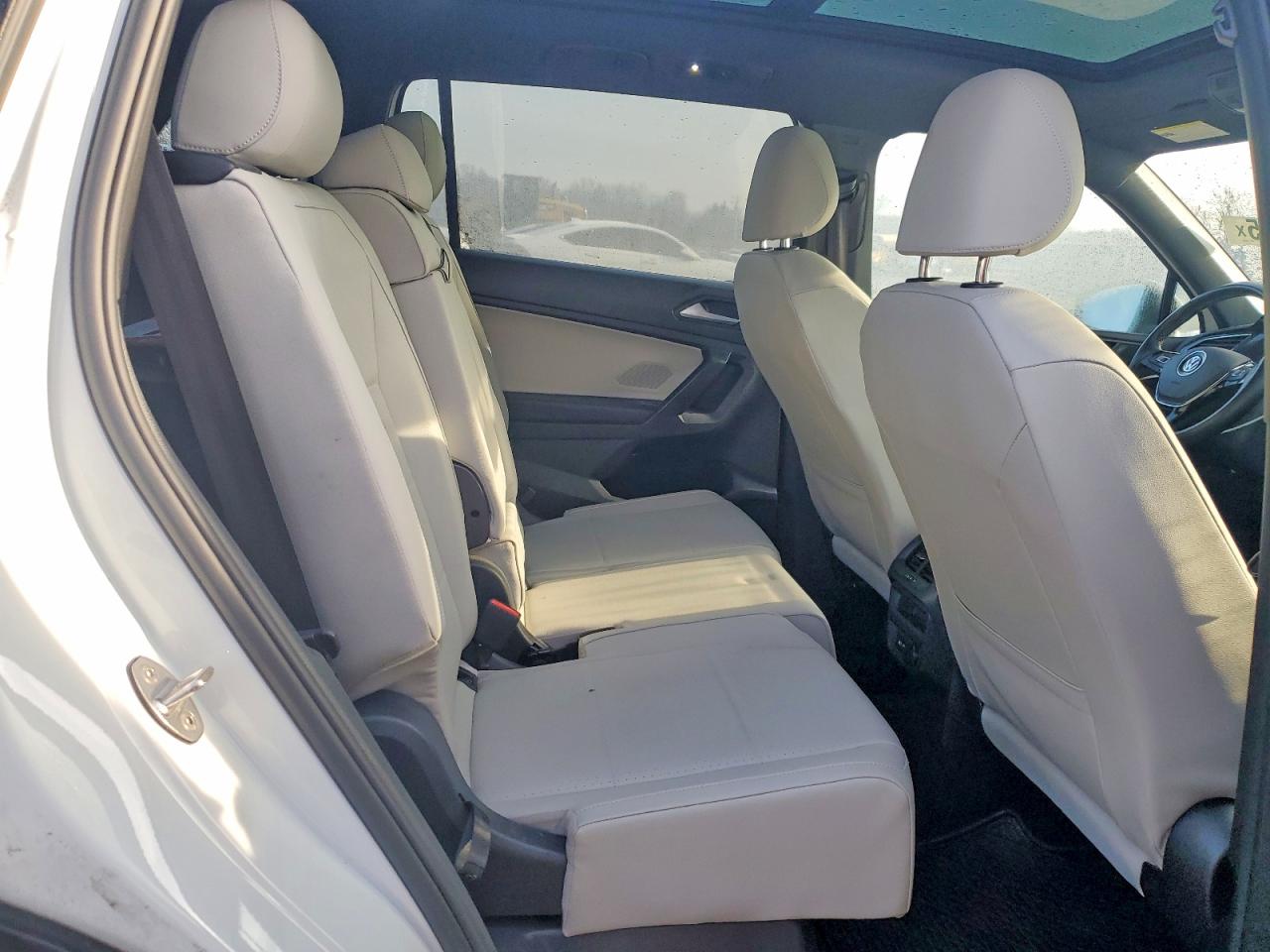 2021 VOLKSWAGEN TIGUAN SE photo 11