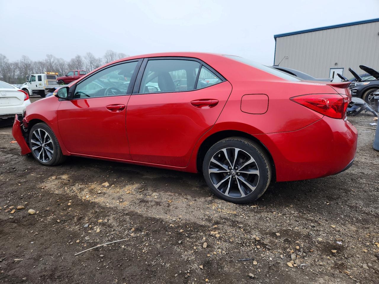 2018 TOYOTA COROLLA SE photo 3