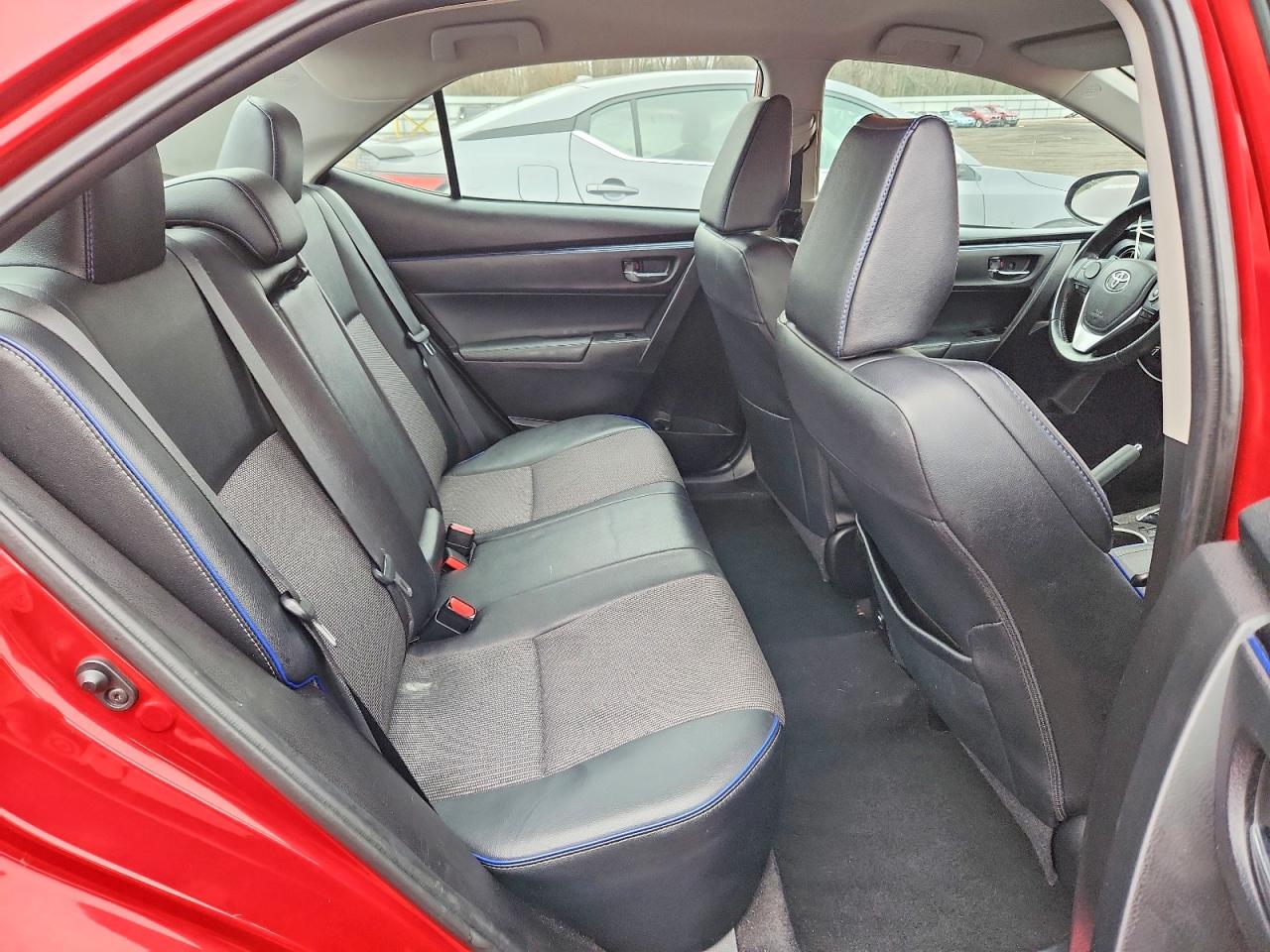 2018 TOYOTA COROLLA SE photo 19